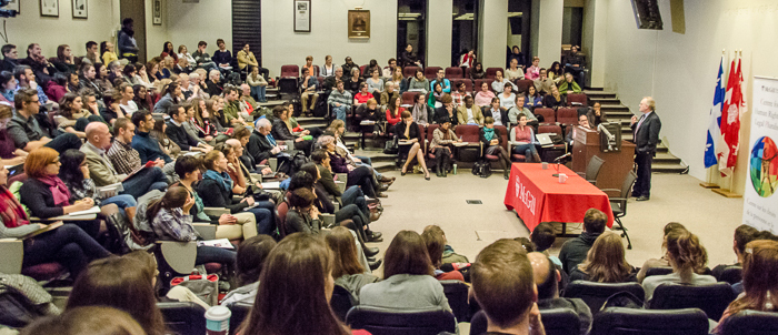 Steven Lewis giving the 2014 Raoul Wallenberg Lecture in Human Rights